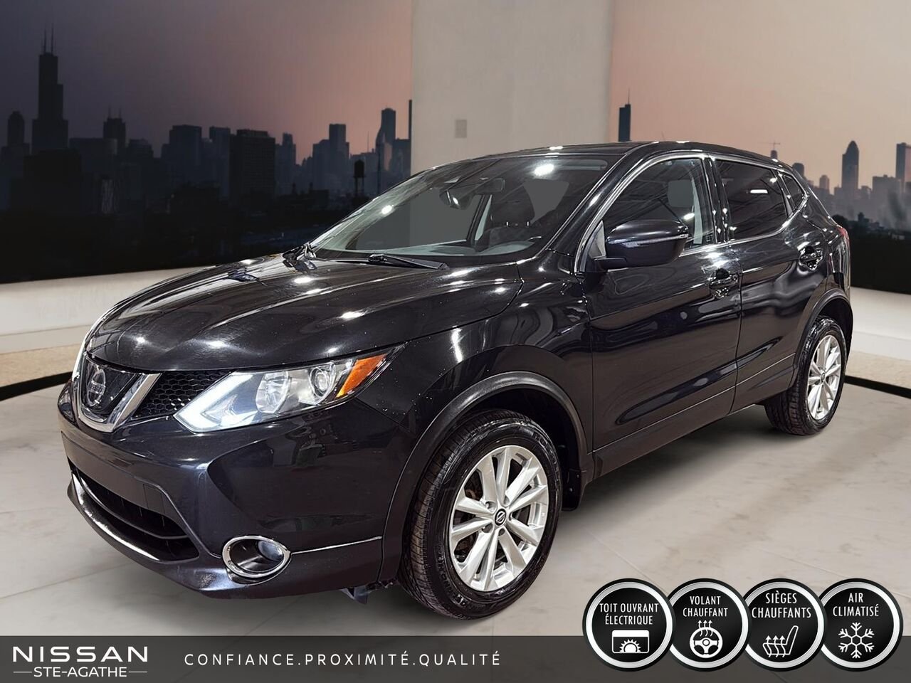 2019 Nissan Qashqai SV TI CVT Black Sainte-Agathe-des-Monts - photo #0