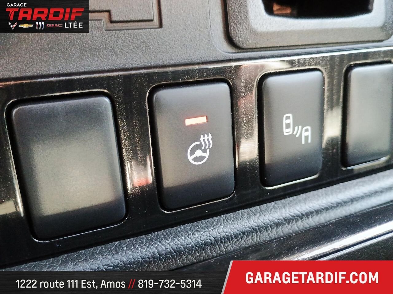Mitsubishi Outlander PHEV 10620C 2018 Rouge Amos - photo #20