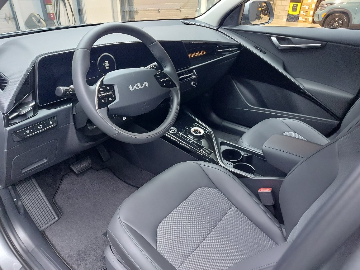 2026 Kia Niro EV Steel Grey Blainville - photo #11