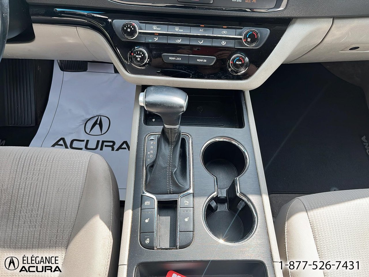 2020 Kia Sedona LX | A8919A Black Granby - photo #18