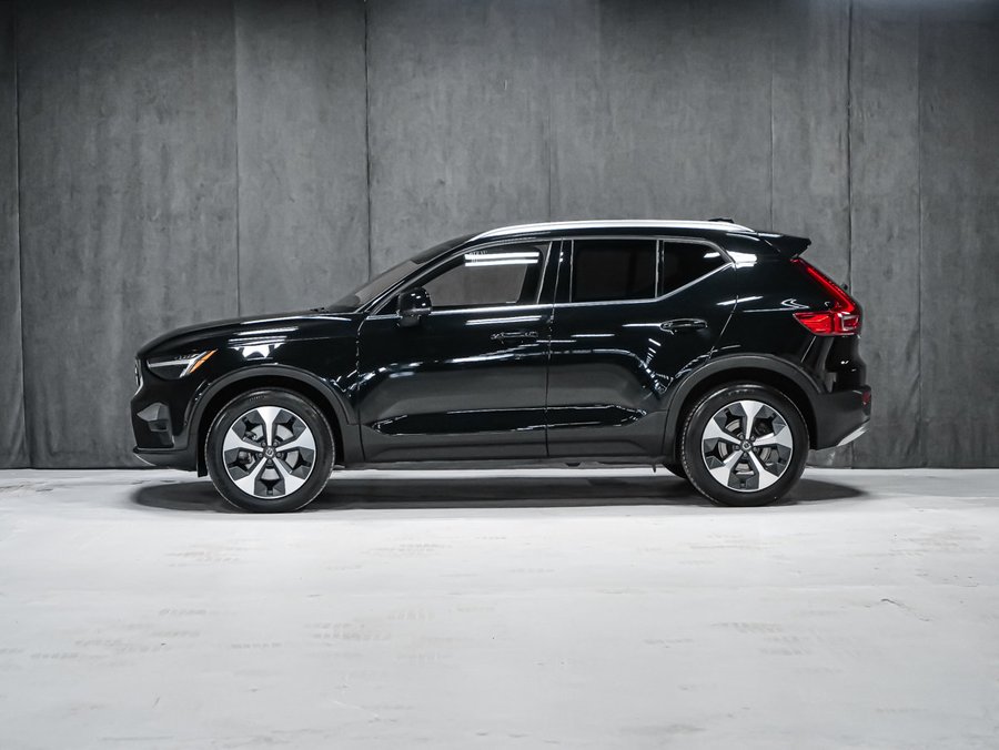 2024 Volvo XC40 B5 PLUS BRIGHT Black
