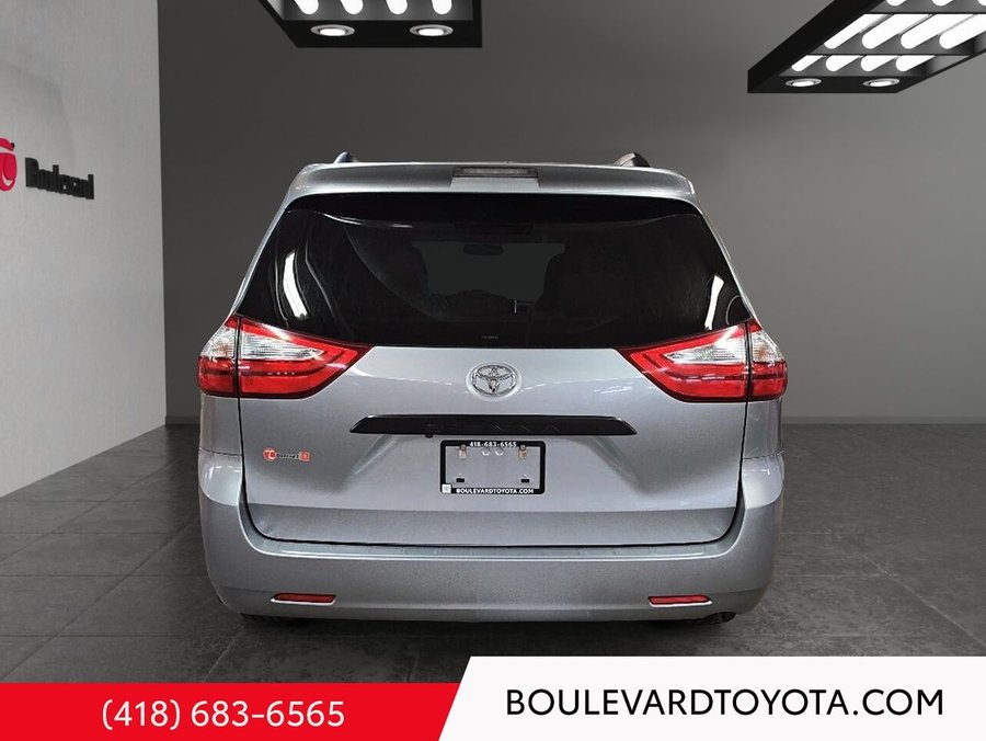 Toyota Sienna 2017 2017 Argent