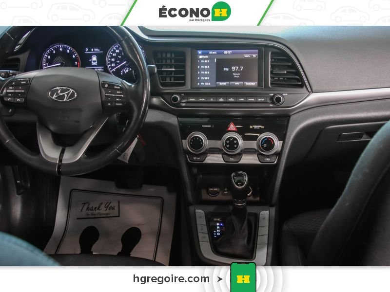 2020 Hyundai Elantra Red Blainville - photo #19