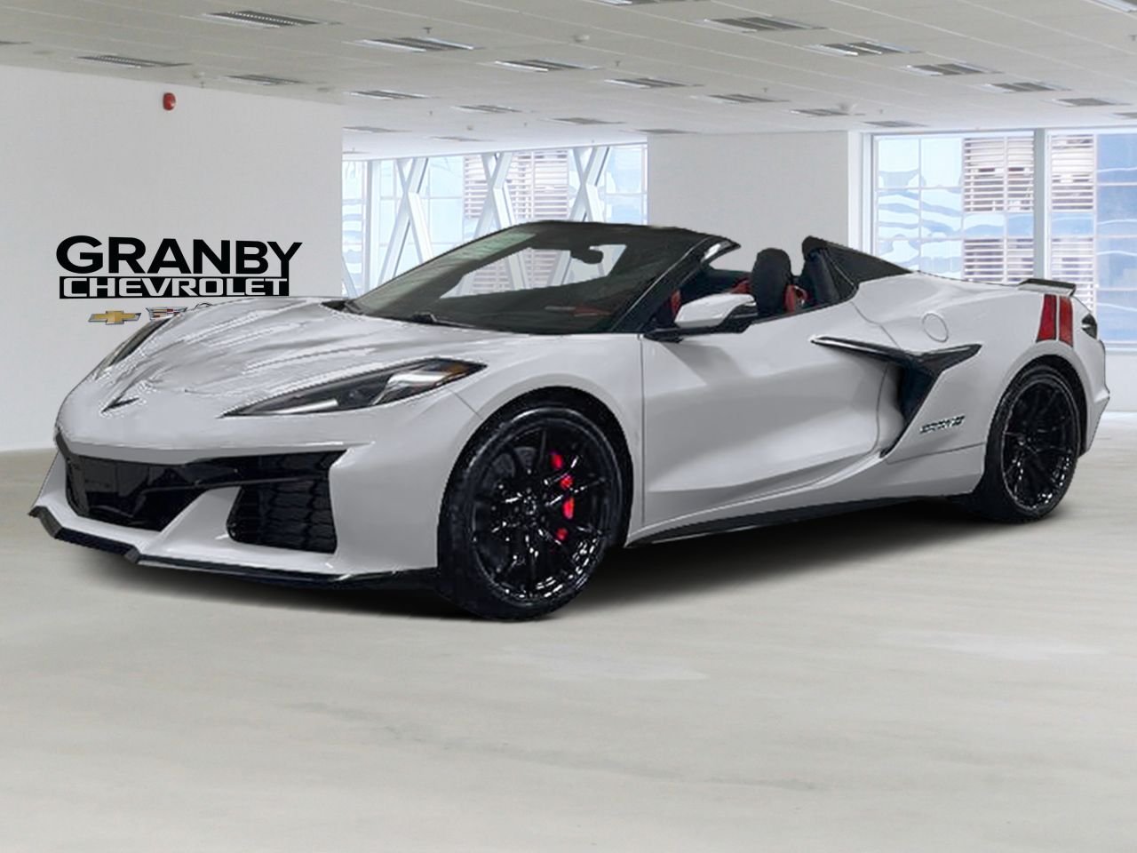 CHEVROLET CHEVROLET CORVETTE CORVETTE GRAND SPORT CONVERTIBLE 3LT (3LT) | 27-0212 2027 GKA - Argent lame métallisé Granby - photo #0
