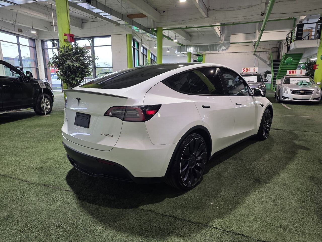 2022 Tesla Model Y White  - photo #5