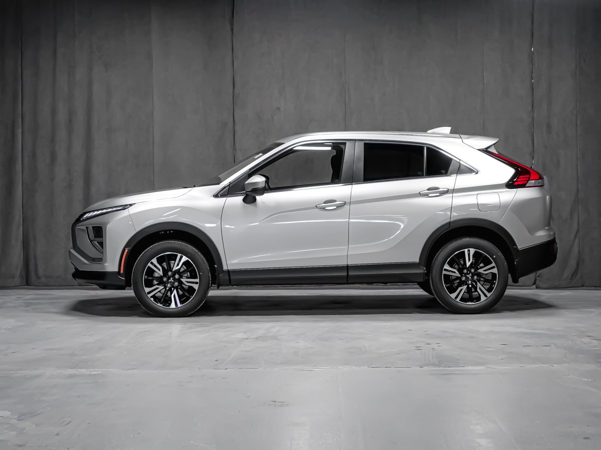 Mitsubishi Eclipse Cross ES 2026 Gris titane métallisé Montréal - photo #7