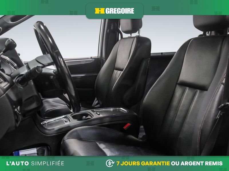 2019 Dodge GR Caravan White Laval - photo #13