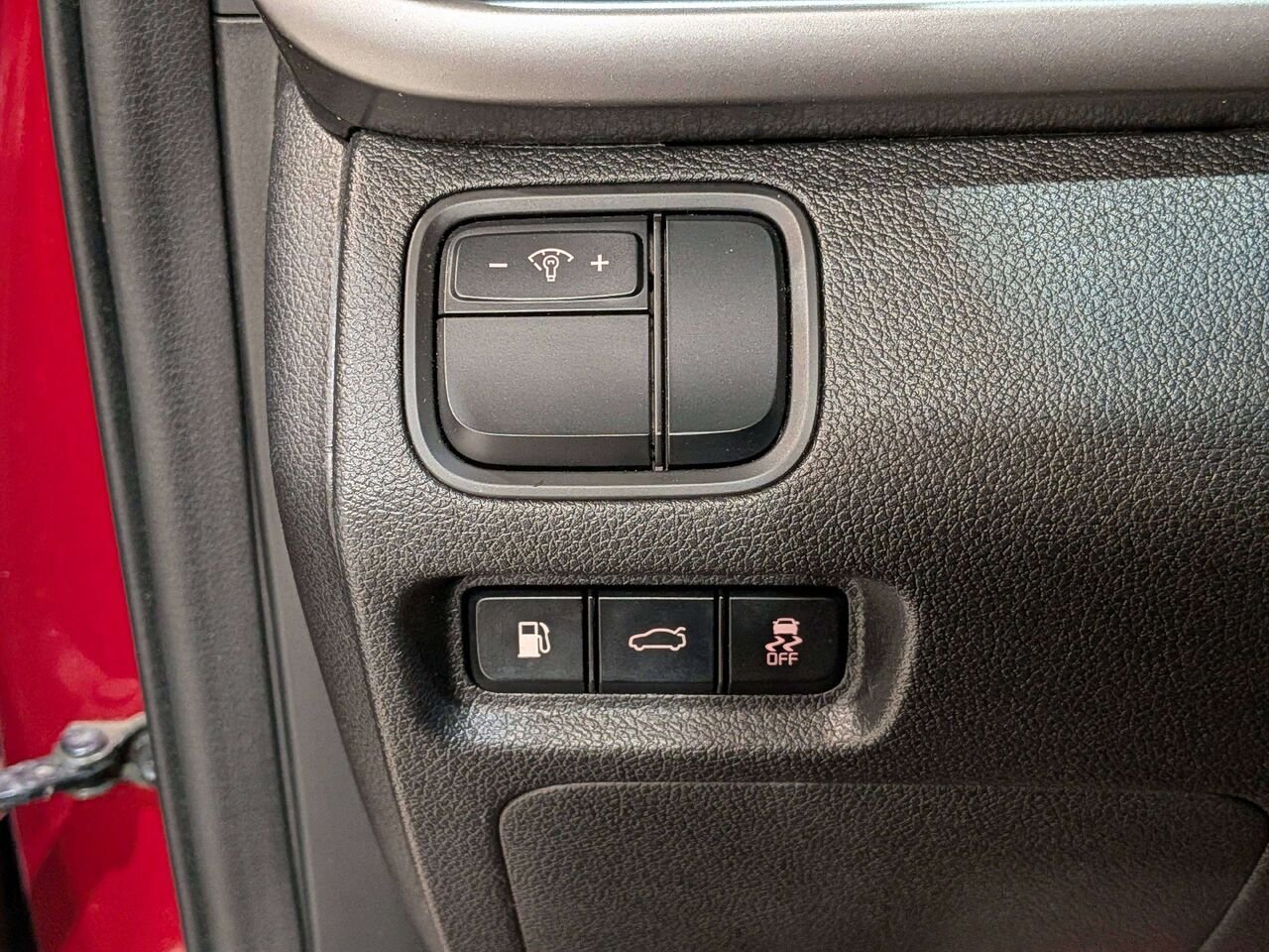 2018 Kia Optima LX Auto Red Val-David - photo #24