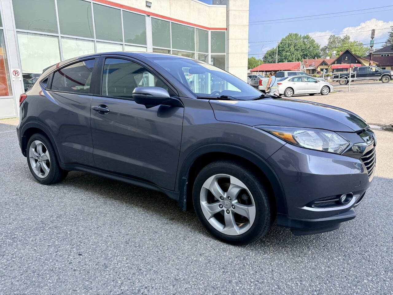 Honda HR-V 2016 Gris Mont-Laurier - photo #2