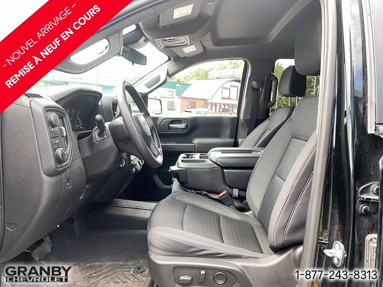 Chevrolet Silverado 1500 Custom Trail Boss crewcab boite 6.6 | 26-0908A 2024 Noir Granby - photo #10