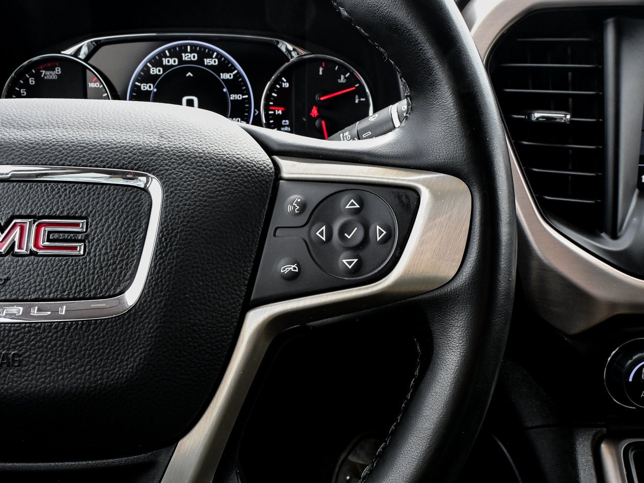 2023 GMC Acadia AWD 4dr Denali Black Sherwood Park - photo #26