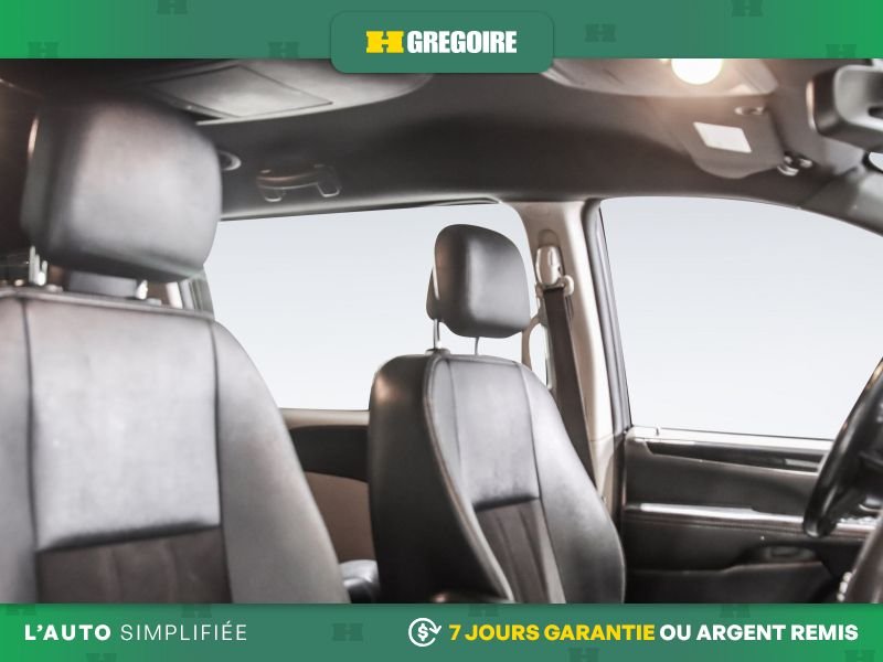 Dodge GR Caravan 2019 Gris Blainville - photo #25
