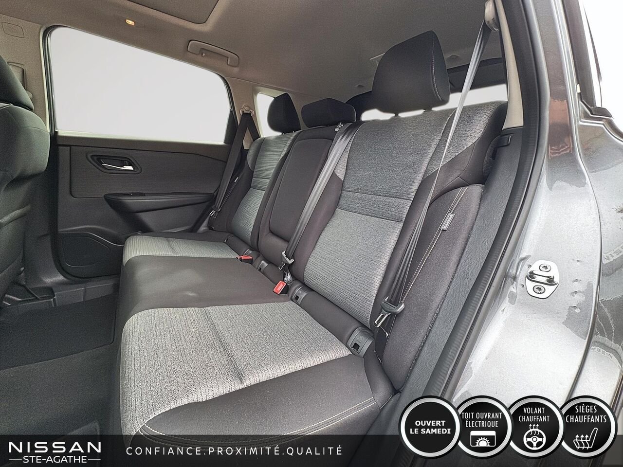 Nissan Rogue SV TA | 98 110 KM | UN SEUL PROPRIÉTAIRE | JAMAIS ACCIDENTÉ 2021 Gris Saint-Jérôme - photo #8