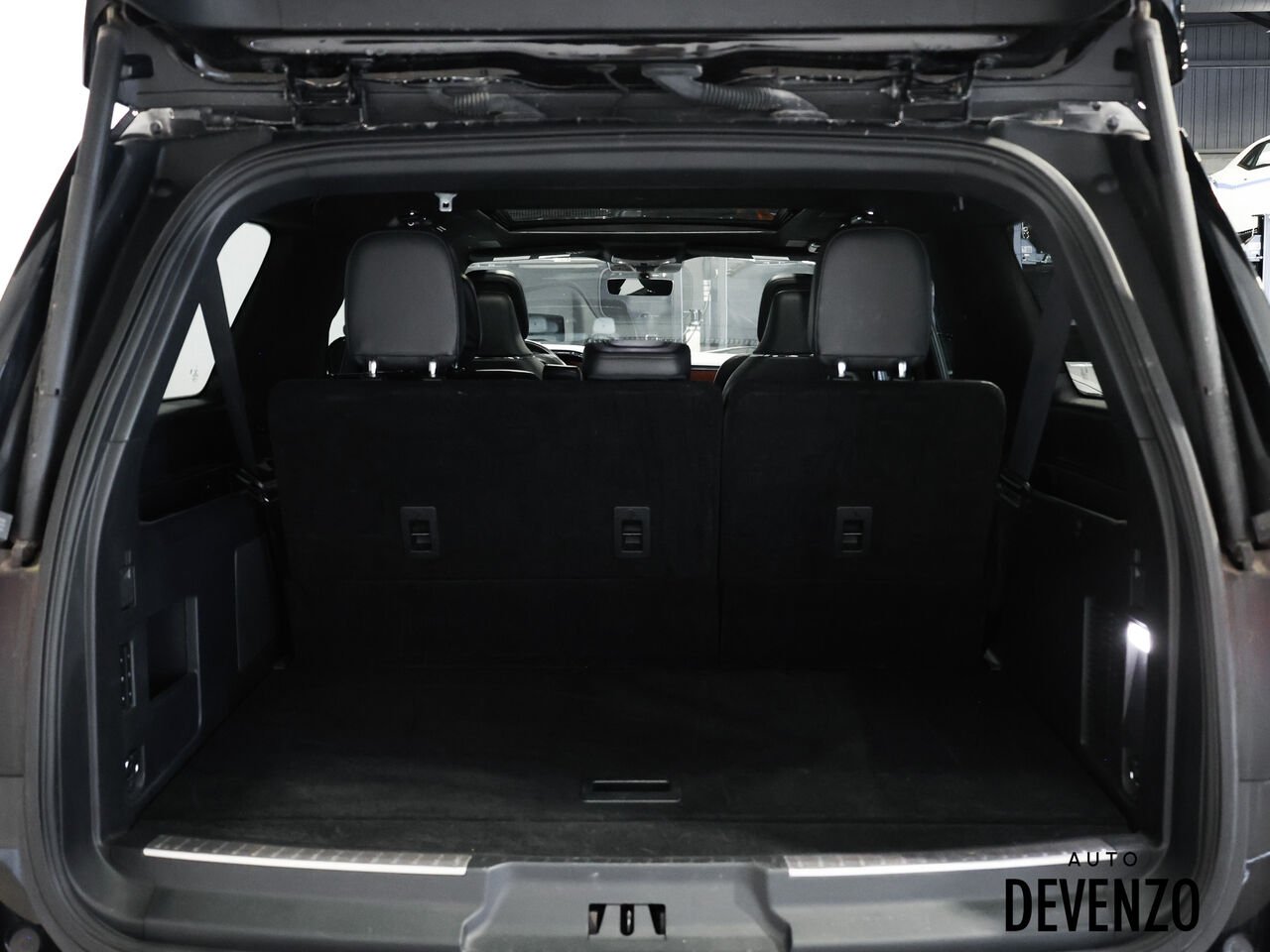 2023 Lincoln Navigator L Black Saint-Eustache - photo #17