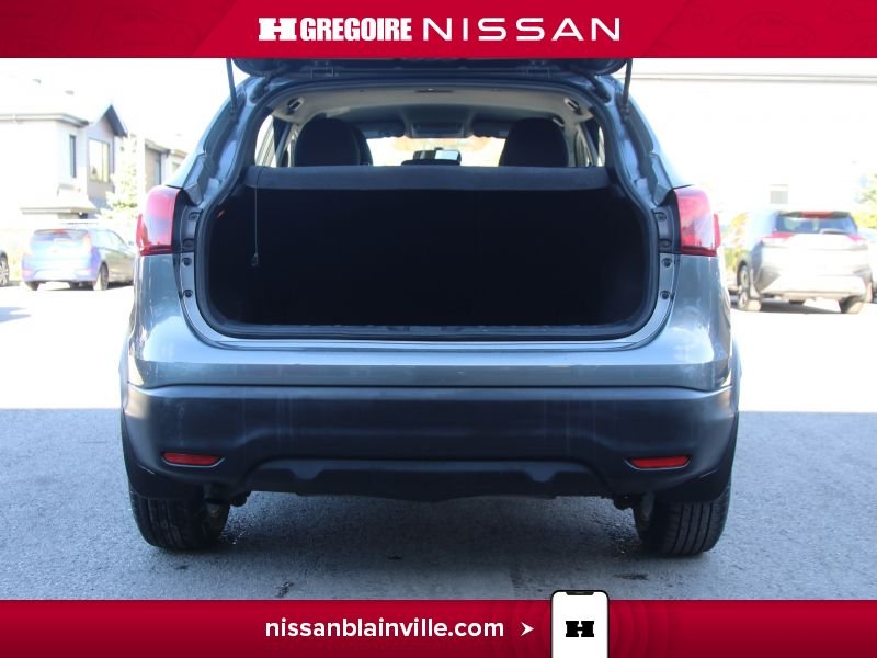 2018 Nissan Qashqai Grey Laval - photo #25