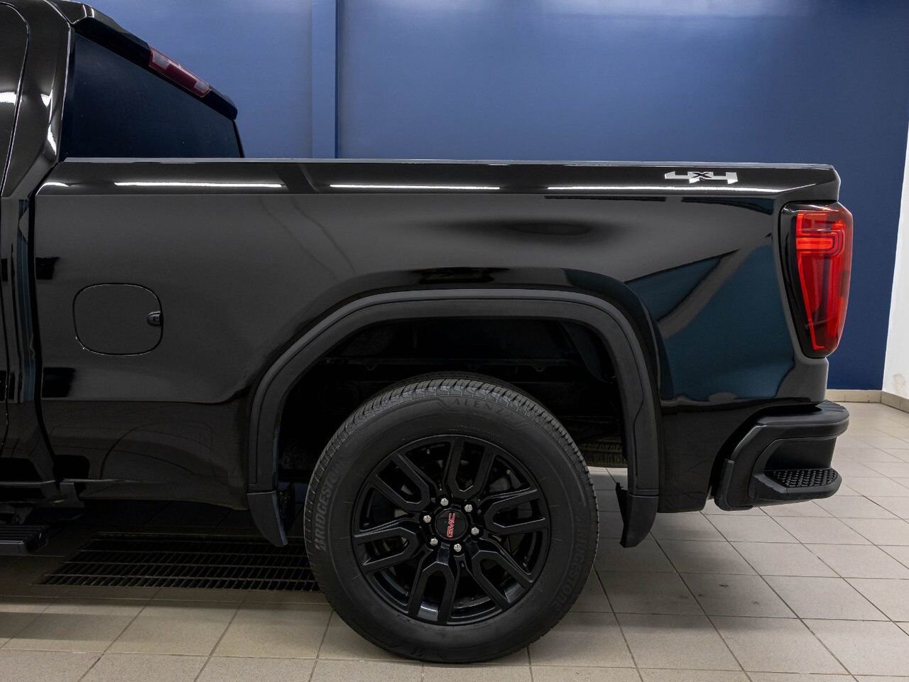 GMC Sierra 1500 CREW 4X4 *GR REMORQ* CARPLAY BEDLINER GR SÉCURITÉ 2021 Noir Saint-Jérôme - photo #28