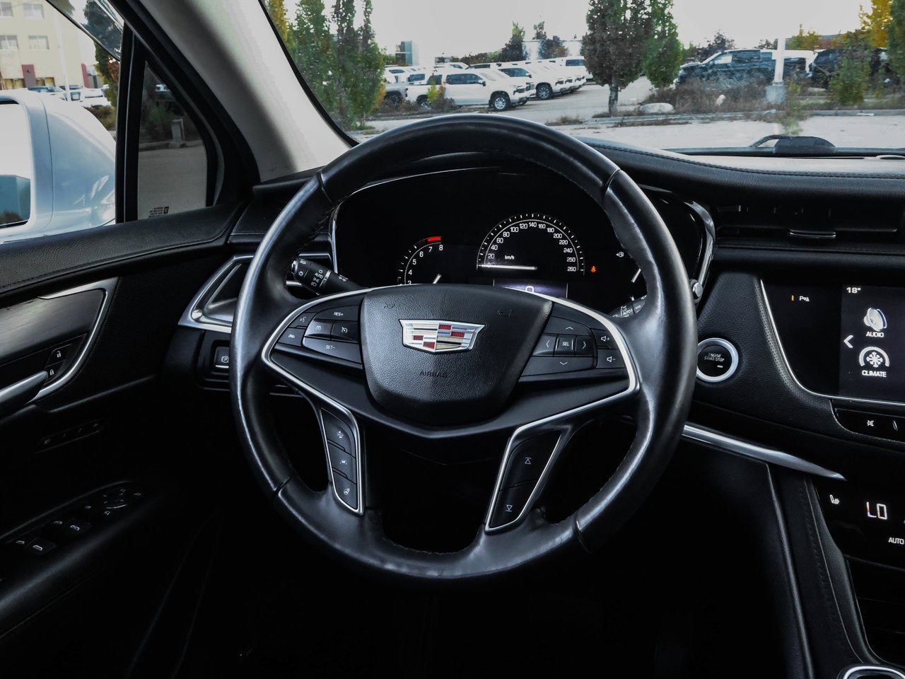 2017 Cadillac XT5 AWD 4dr Luxury White Sherwood Park - photo #17