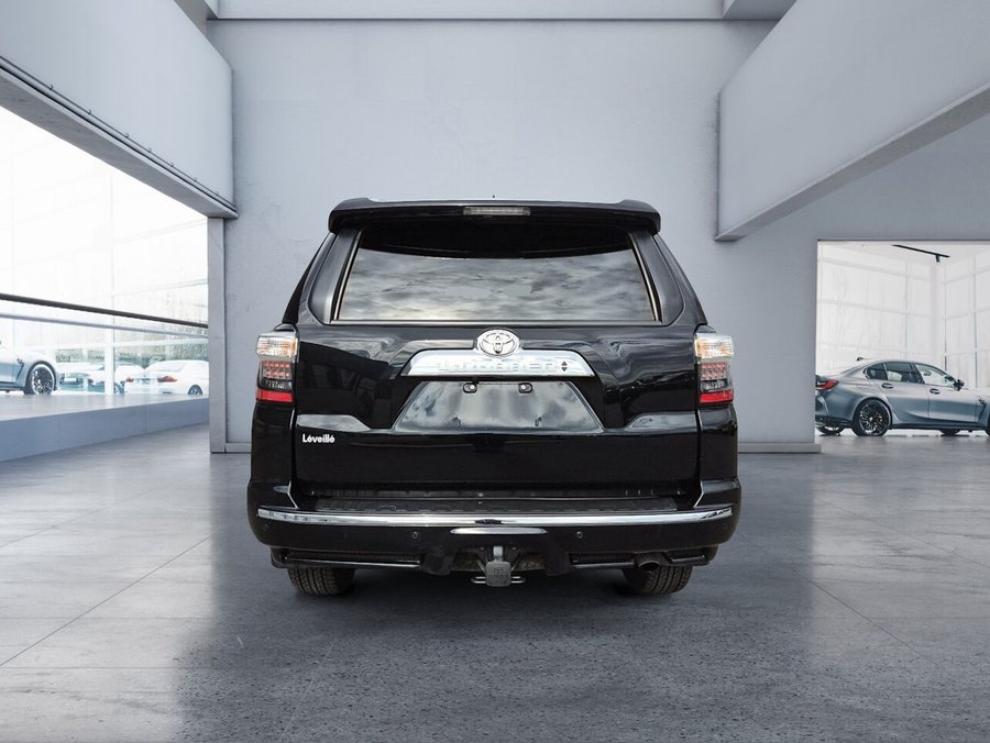 Toyota 4Runner LIMITED ** CUIR ** TOIT ** NAV ** UN PROPRIO ** CARFAX CLEAN ** TRES RARE ** 2022 Noir