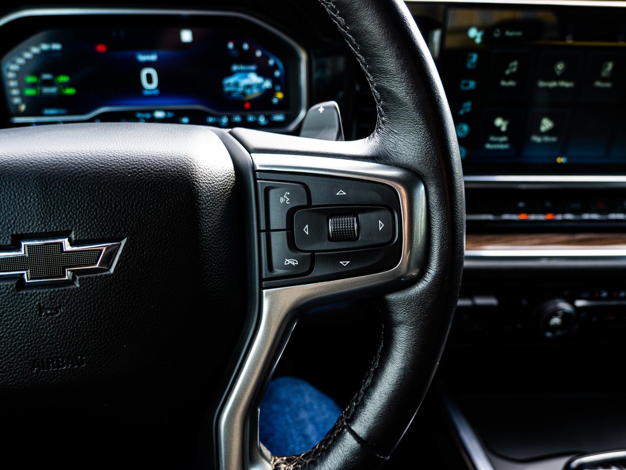 2023 Chevrolet Silverado 1500 4WD Crew Cab 147 RST Black Sherwood Park - photo #24