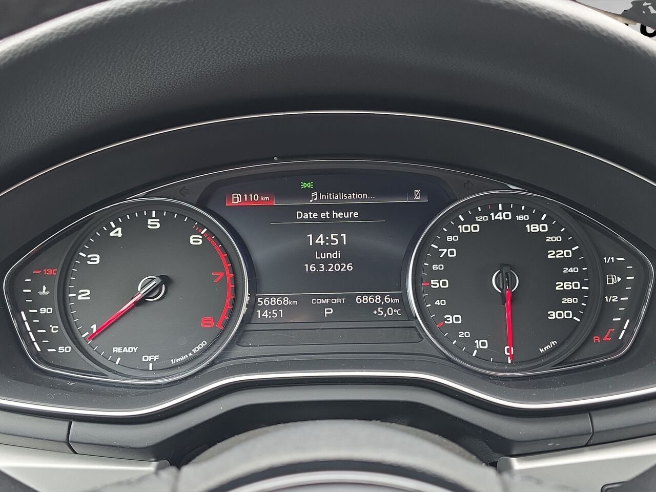 2023 Audi A5 Sportback A5 45 2.0T Sportback Komfort Quattro, Jamais accidenté, Sièges à fonction mémoire, Volant Black Val-David - photo #9
