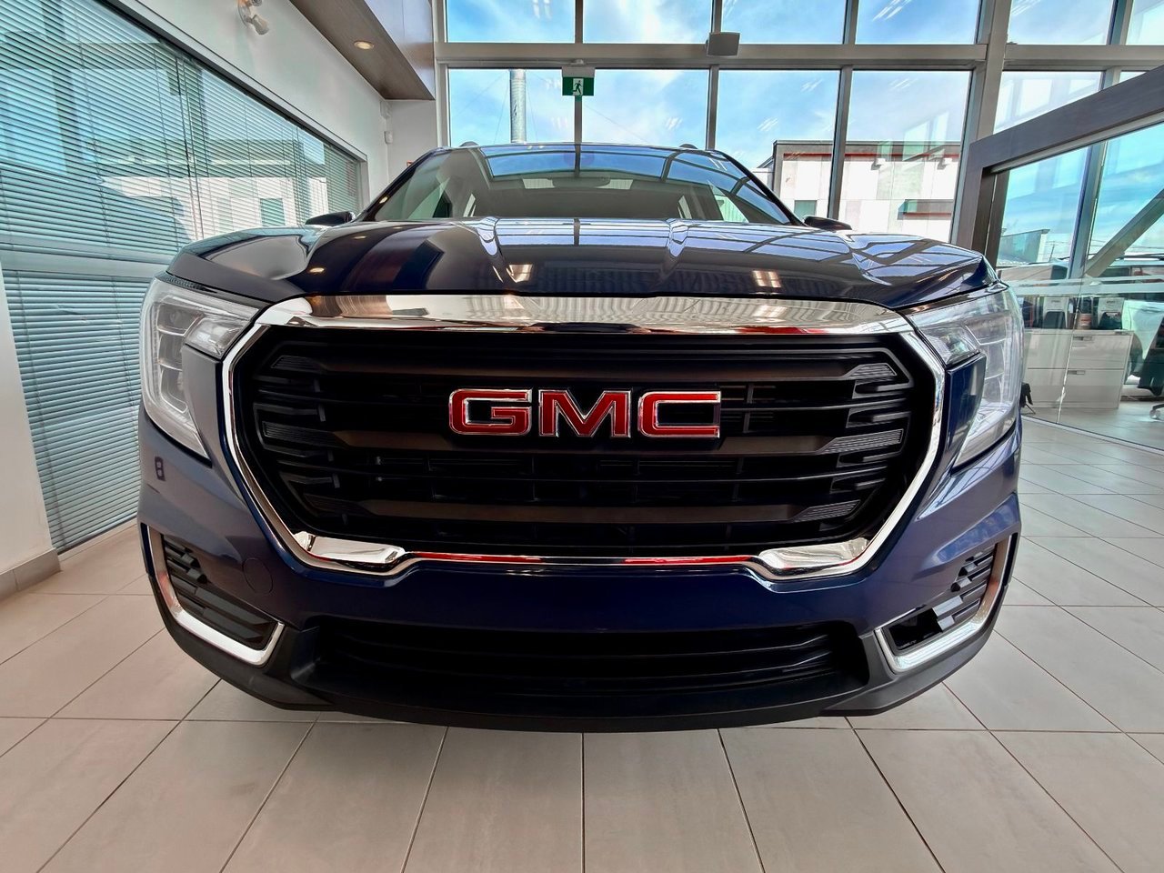 2022 GMC Terrain Notre-Dame-des-Prairies - photo #5