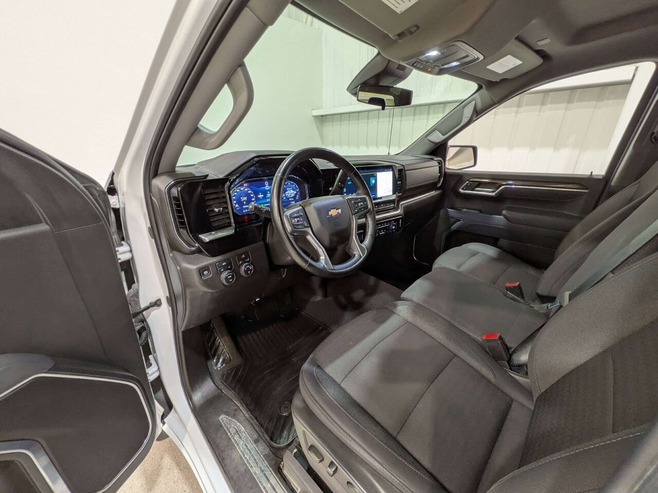 Chevrolet Silverado 1500 2025 Blanc Val-David - photo #10