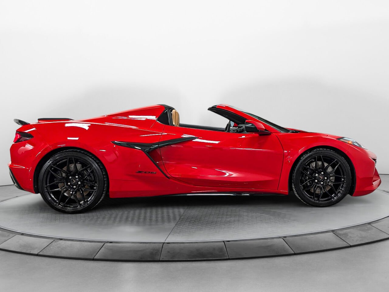 CHEVROLET CORVETTE Z06 2LZ Cabriolet Bas Kilométrage 2024 Rouge Sherbrooke - photo #9