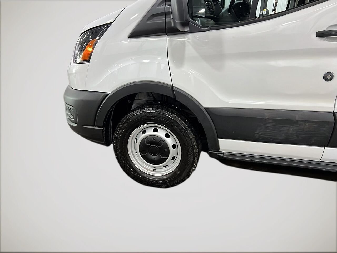 2025 Ford Transit fourgon utilitaire White Québec - photo #24