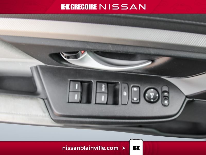 2017 Honda CRV Blue Laval - photo #19