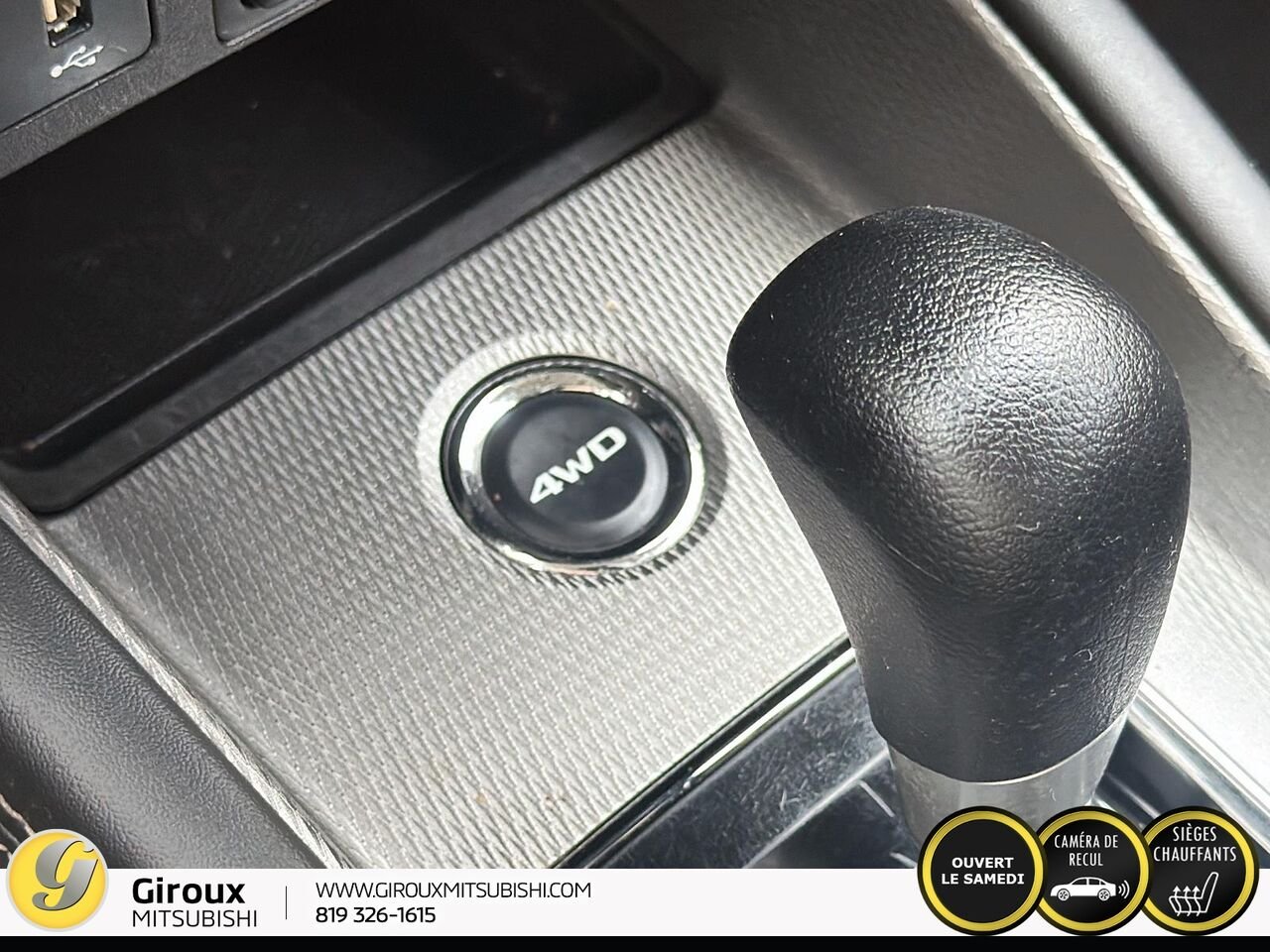2021 Mitsubishi RVR White Sainte-Agathe-des-Monts - photo #16