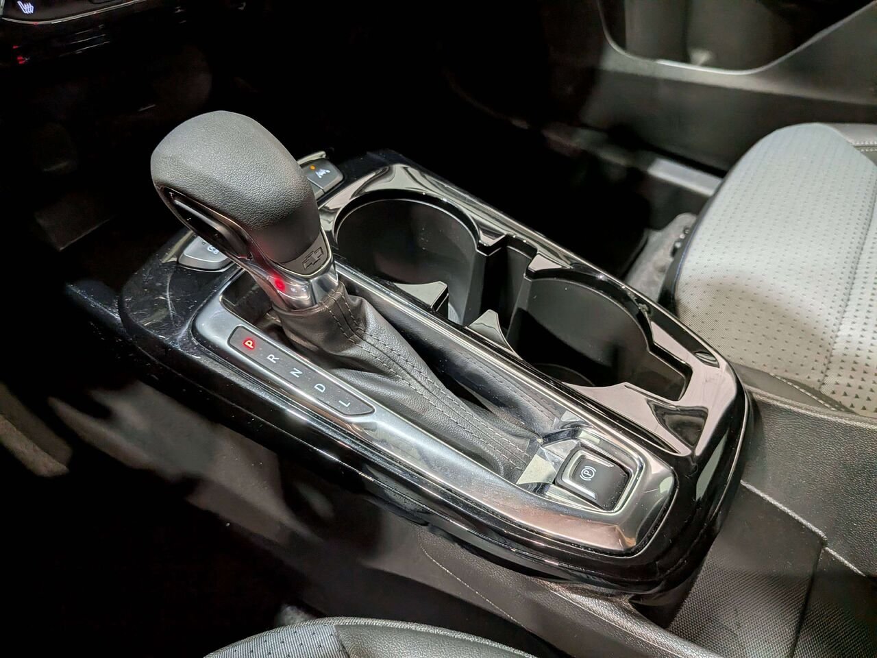 2025 Chevrolet Trax FWD 4dr LT White Val-David - photo #28