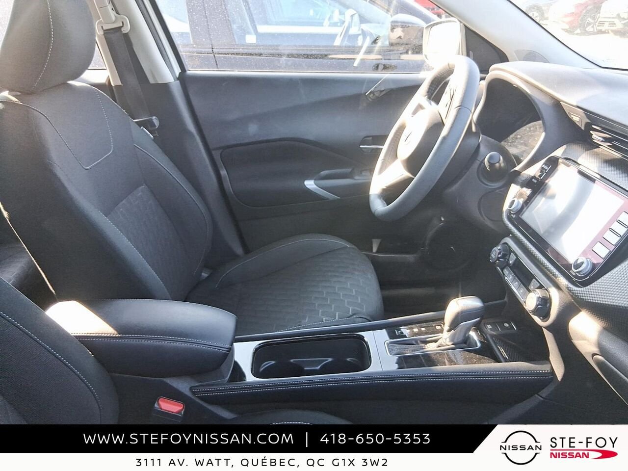 2024 Nissan Kicks SV White Ste-Foy - photo #2