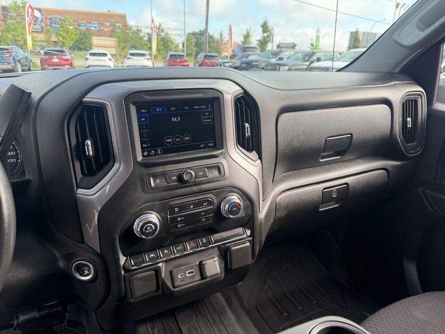 2022 GMC SIERRA K1500 Pro cabine multiplace 4RM 147 po Blue