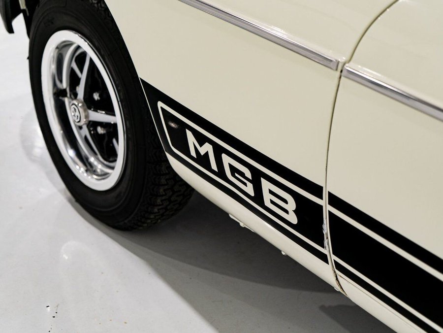 1979 MG B 1979 White