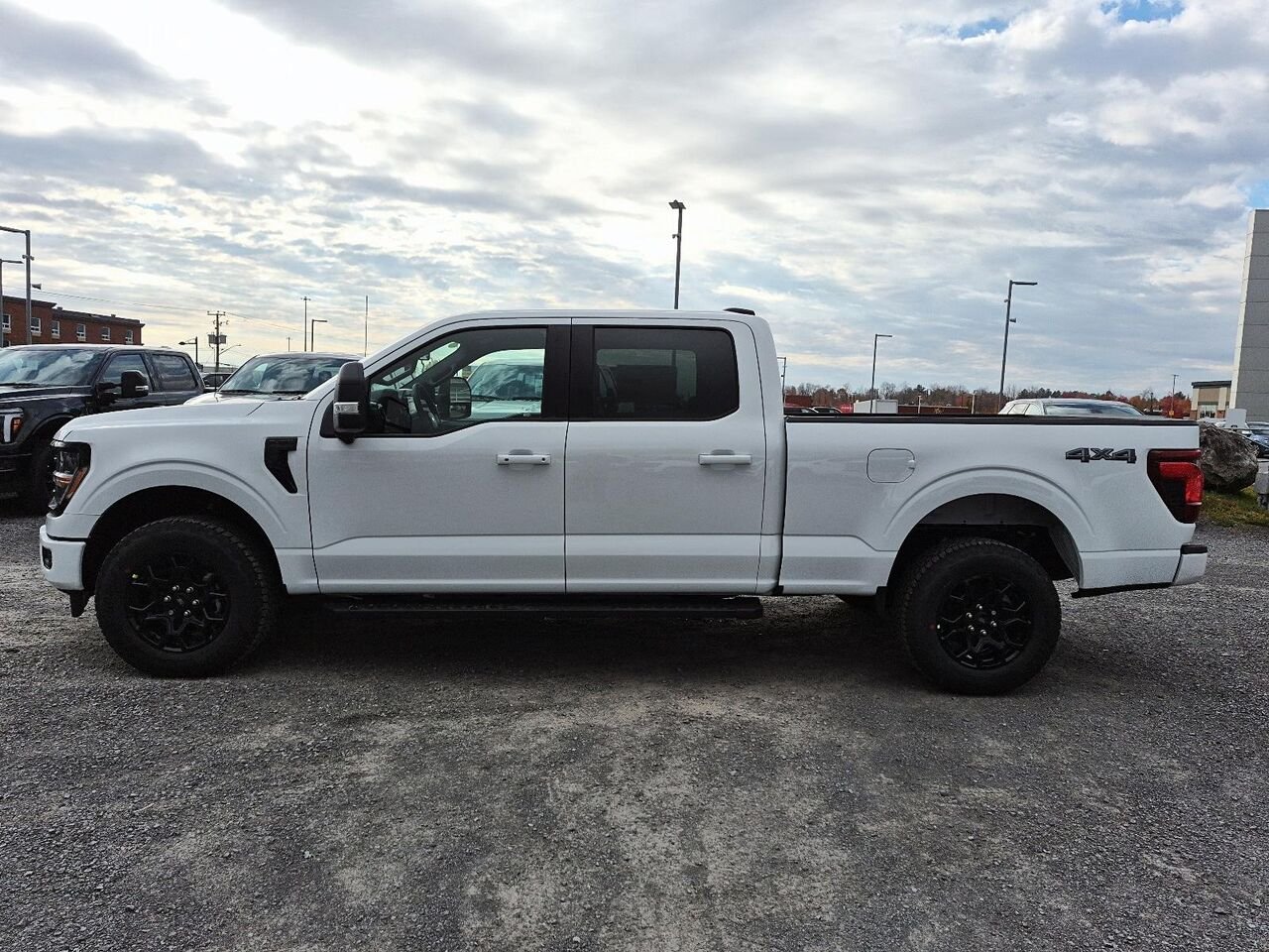 Ford F-150 2F460 | XLT 2026 Blanc Oxford Saint-Jérôme - photo #2