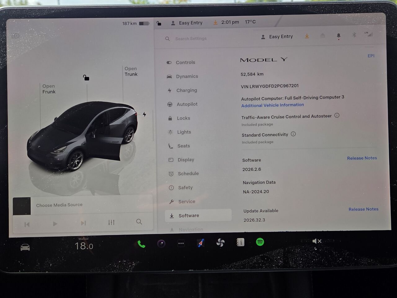 Tesla Model Y 2023 Gris Granby - photo #15