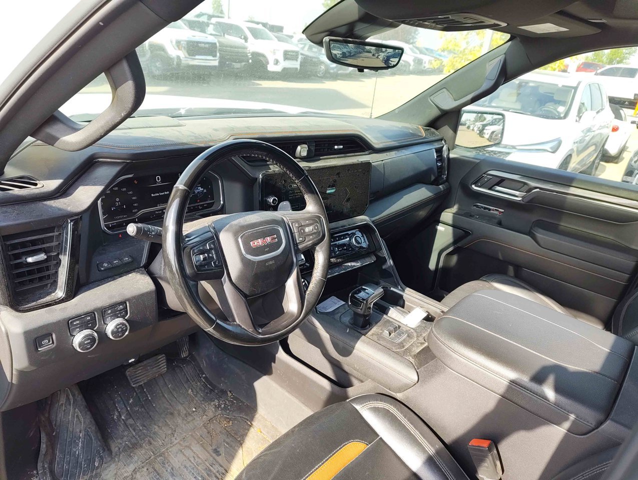 2024 GMC Sierra 1500 4WD Crew Cab 147 AT4 White Sherwood Park - photo #7