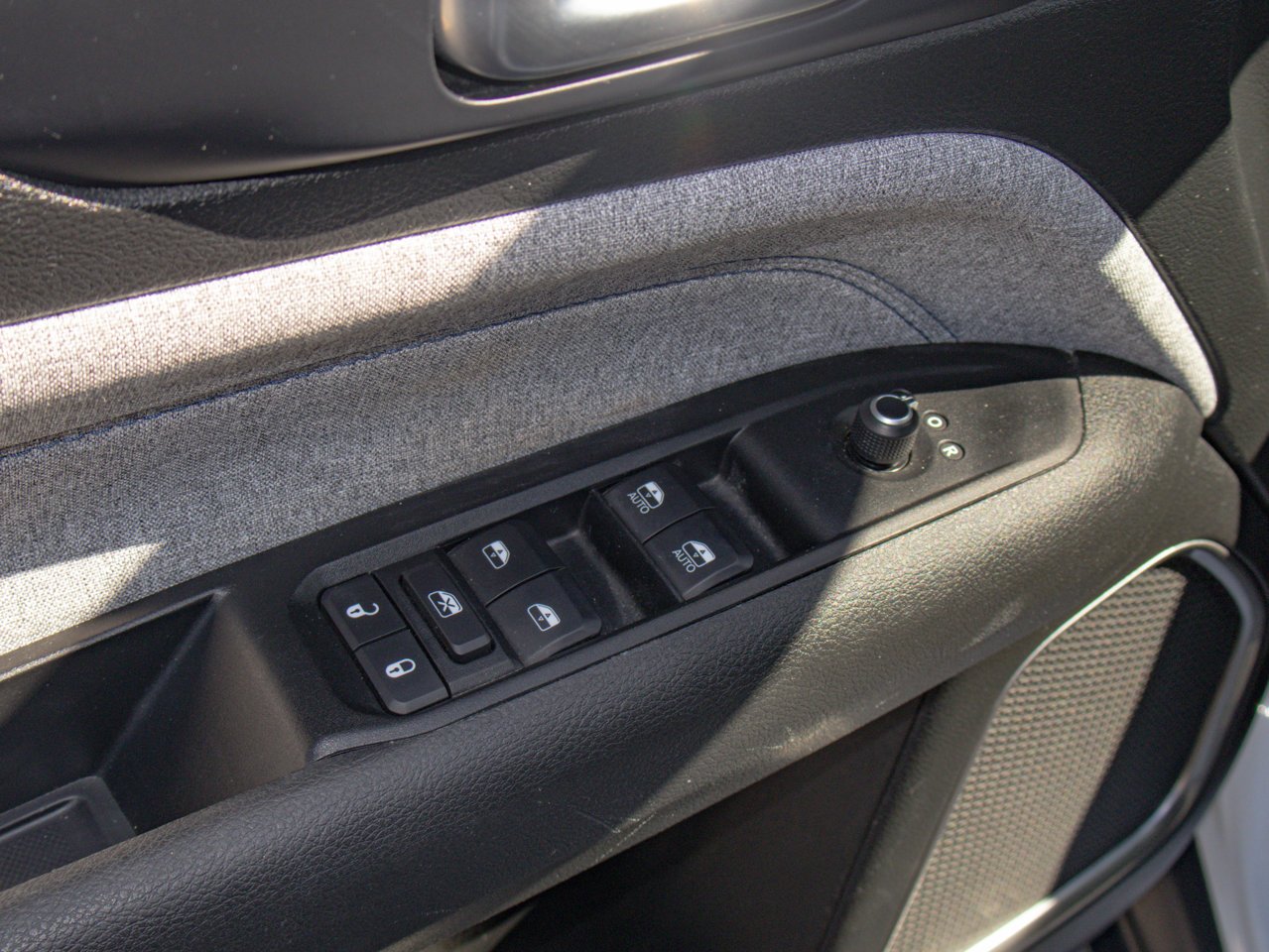 2022 Jeep Compass North 4x4 White Sherwood Park - photo #18