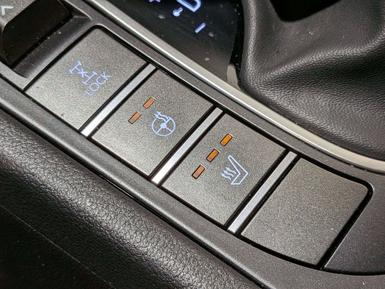 2025 Hyundai Kona 2.0L Preferred AWD Grey Val-David - photo #25