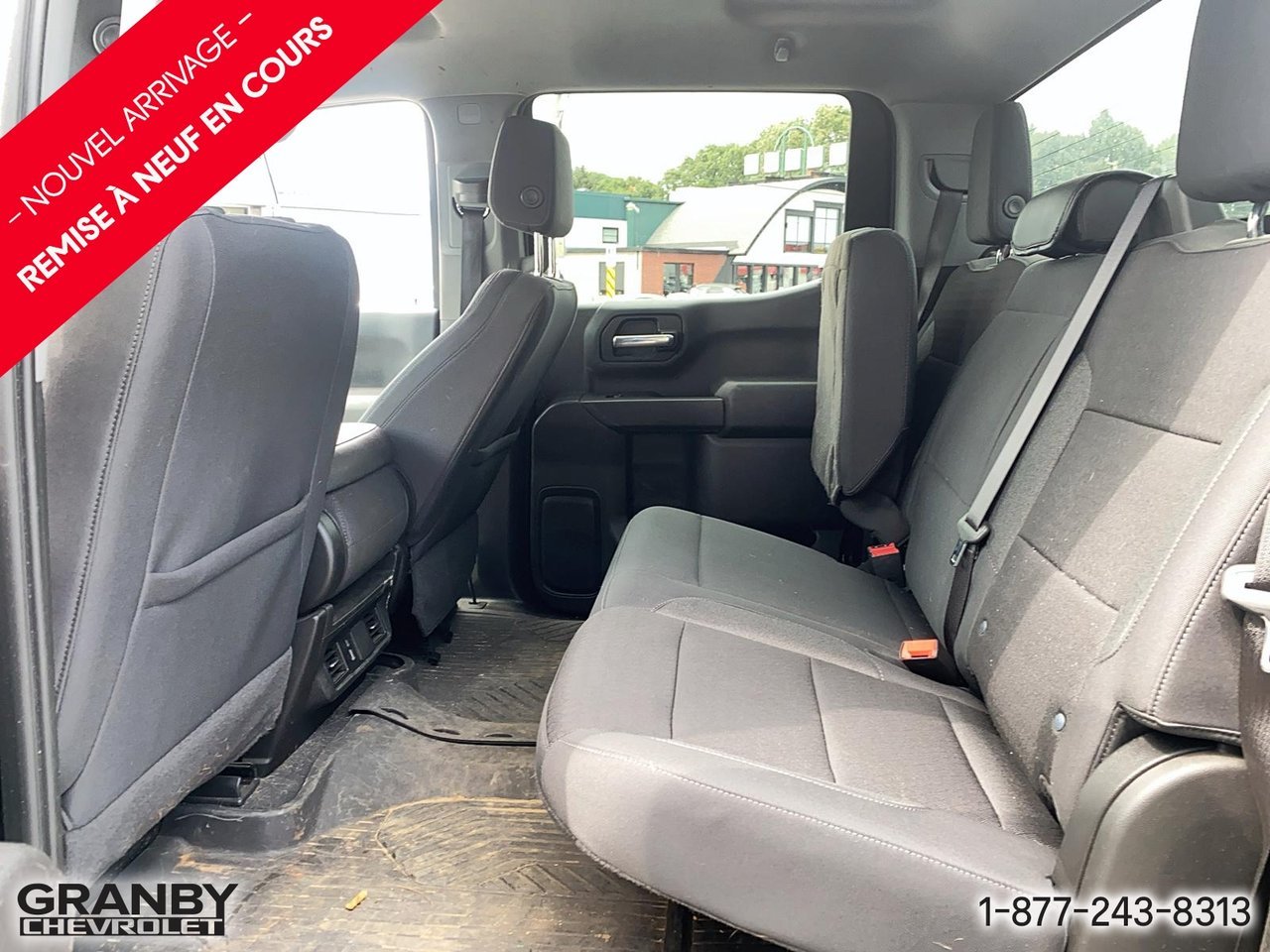Chevrolet Silverado 1500 Custom Trail Boss crewcab boite 6.6 | 26-0908A 2024 Noir Granby - photo #8