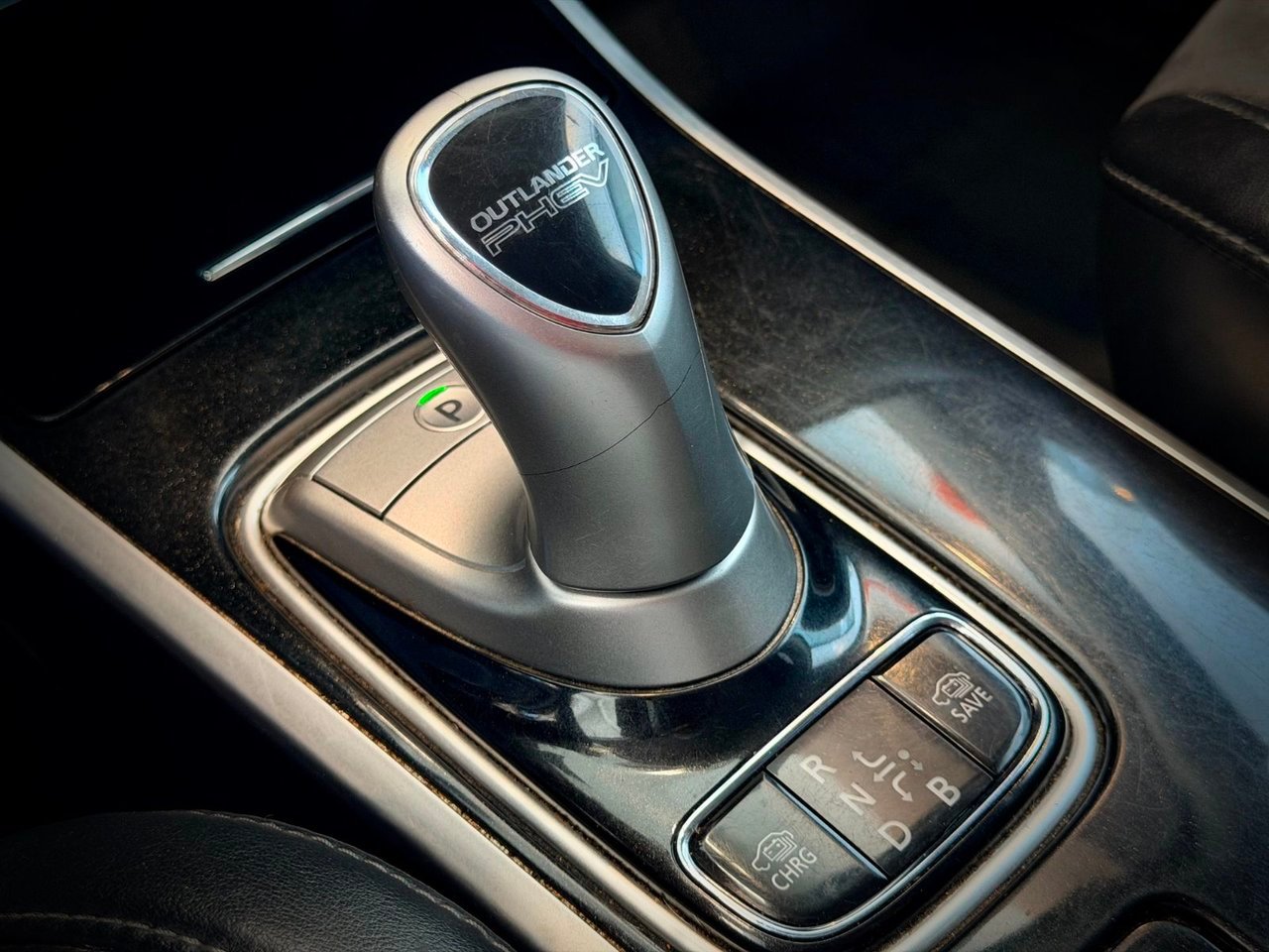 Mitsubishi Outlander PHEV 2020 Noir Notre-Dame-des-Prairies - photo #31