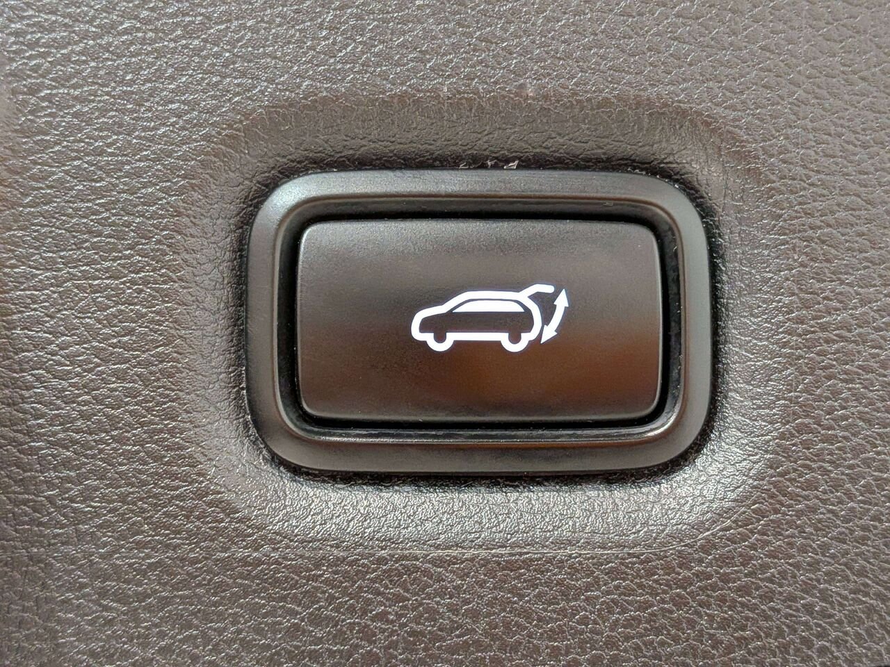 2022 Hyundai Santa Fe Plug-In Hybrid Luxury AWD Silver Val-David - photo #9