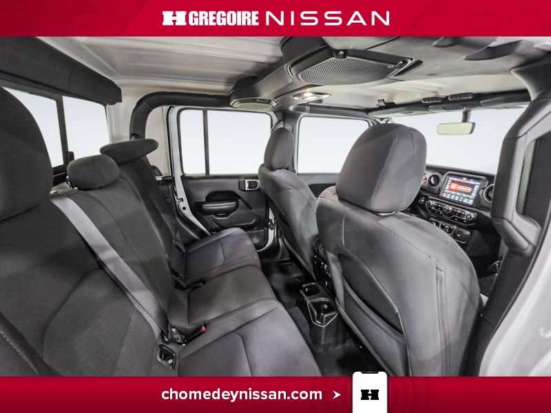 2022 Jeep Gladiator White Laval - photo #25