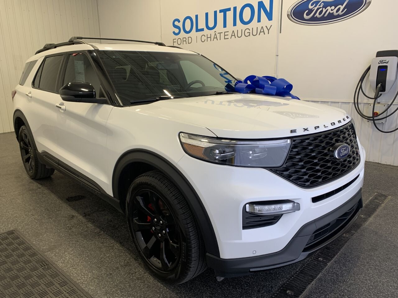 Ford Explorer ST AWD EXPLORER ST 4WD 2024 Blanc Châteauguay - photo #5