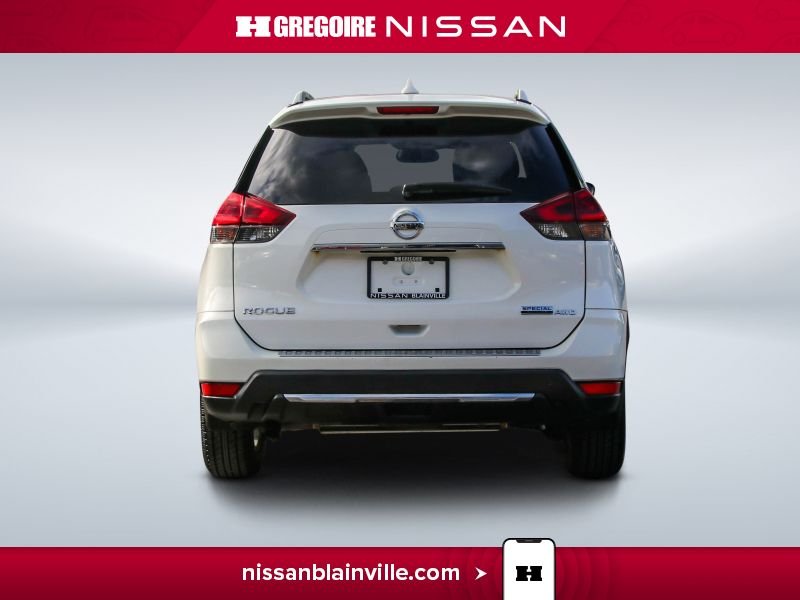 2020 Nissan Rogue White Laval - photo #7