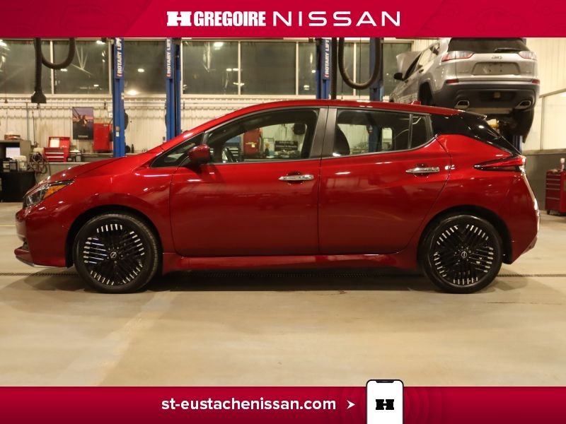 2023 Nissan Leaf Red Laval - photo #5