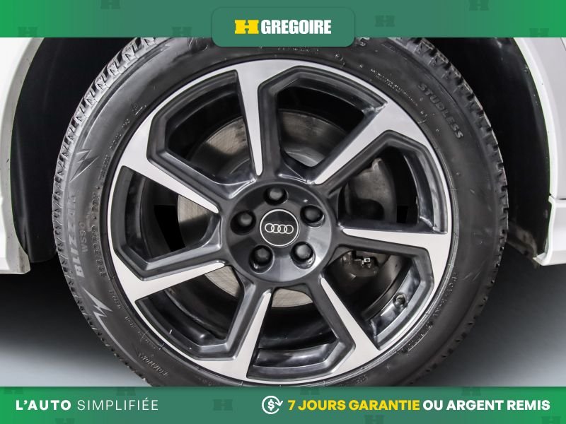 2022 Audi Q3 White Saint-Eustache - photo #8
