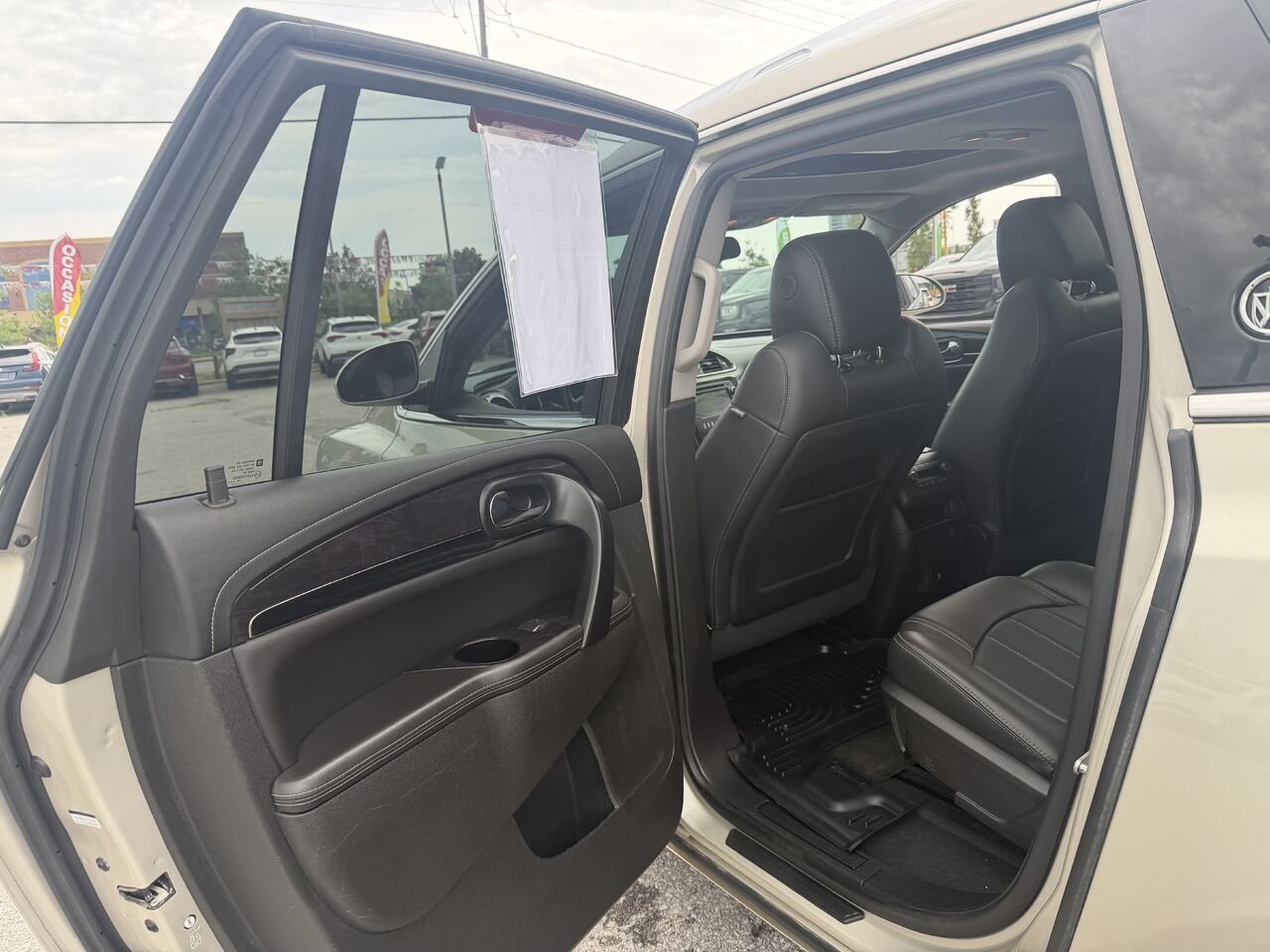 BUICK ENCLAVE 4 portes à TI, Cuir 2017 Beige Ottawa & Gatineau - photo #11