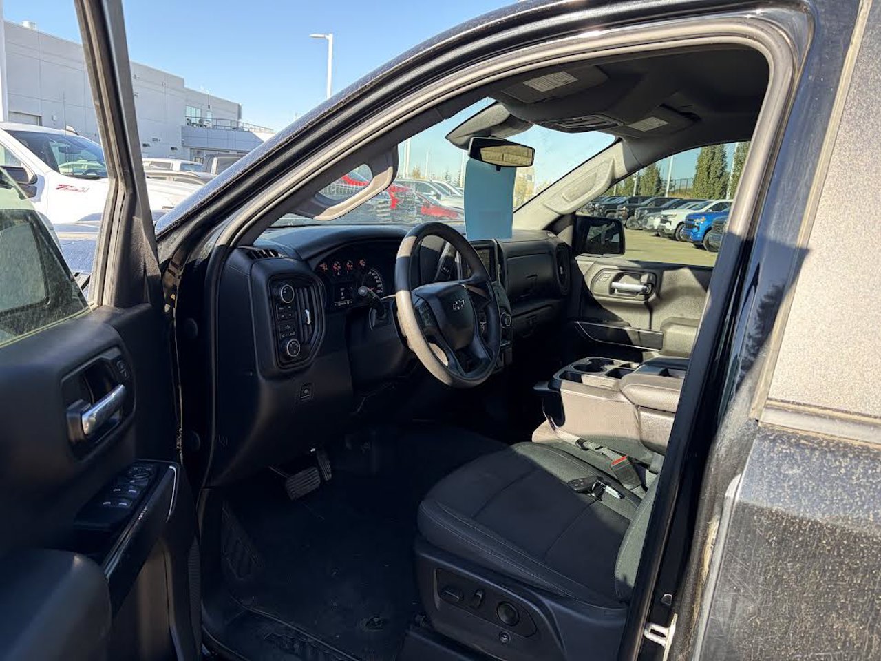 2022 Chevrolet Silverado 1500 4WD Crew Cab 147 Custom Trail Boss Black Sherwood Park - photo #6