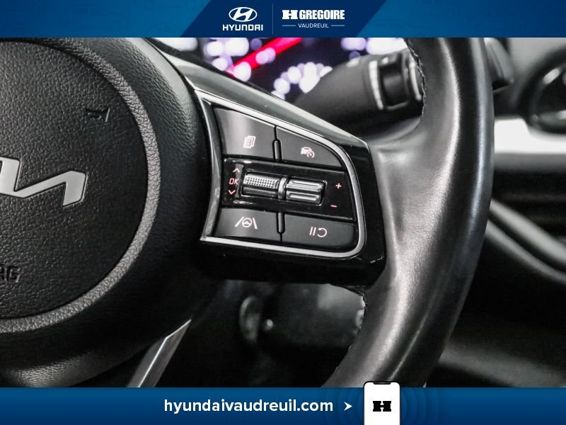2023 Kia Forte Black Saint-Eustache - photo #21